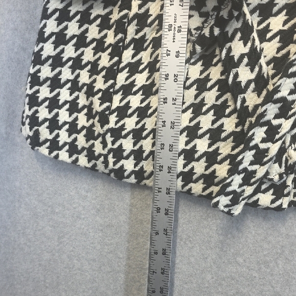 Cejon Houndstooth Cape Poncho Black White Wool Blend M/L NWT - Picture 9 of 13